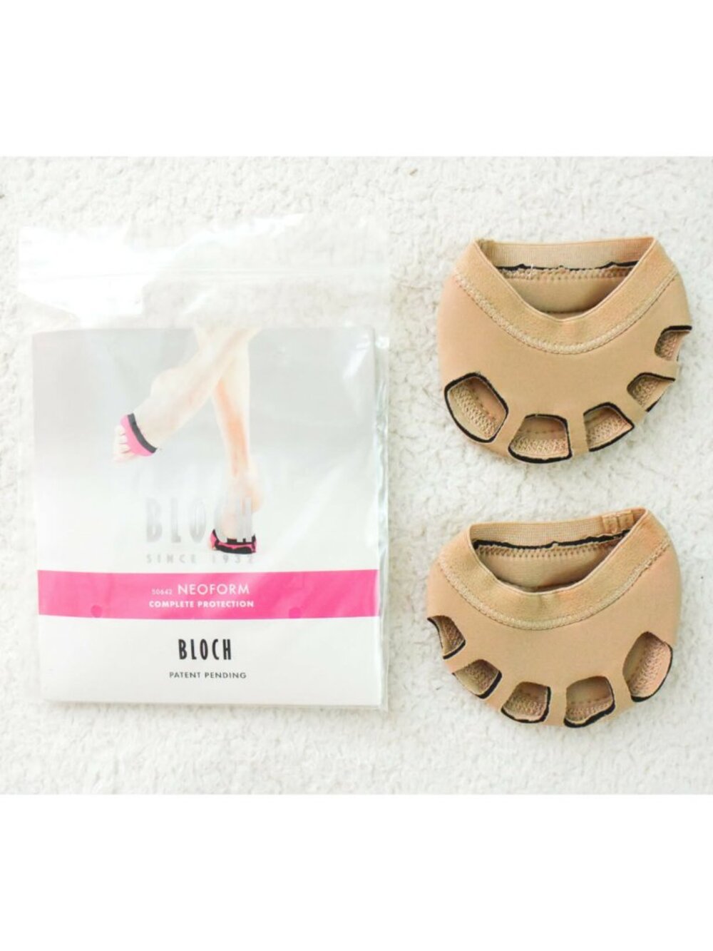*Bloch* Neoform Foot Thongs - Dance -SMALL - NEW!